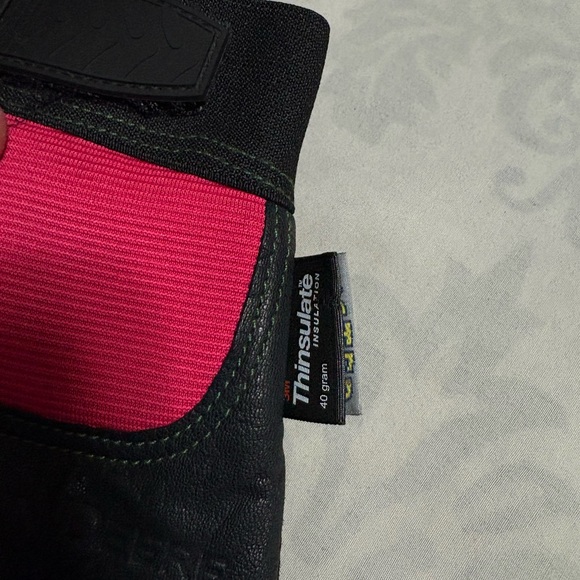 John Deere Pink and Black Gloves - Picture 6 of 6